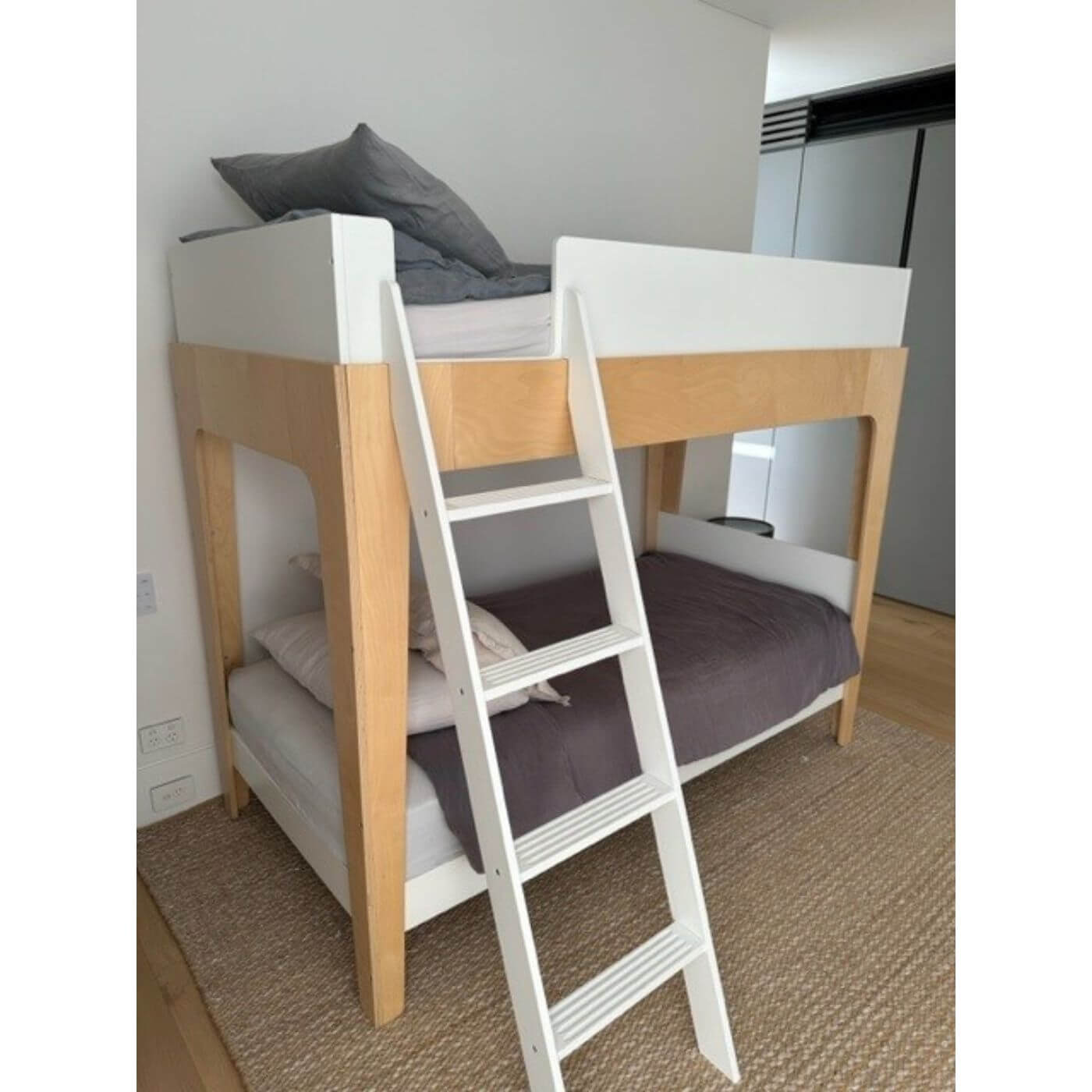 Two-Design-Lovers-Perch-Single-Bunk-bed