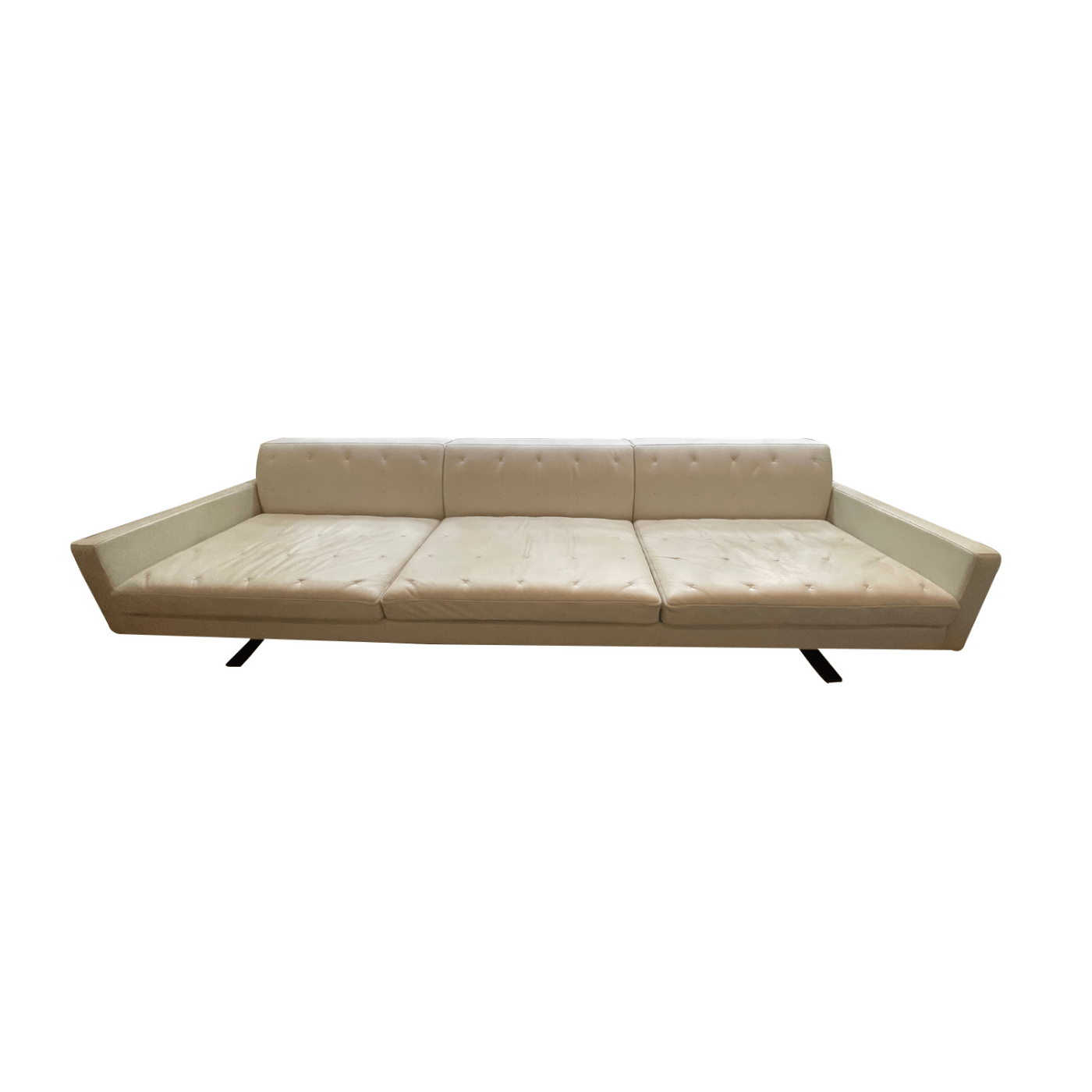 Two-Design-Lovers-Poltrona-Frau-Kennedee-Sofa