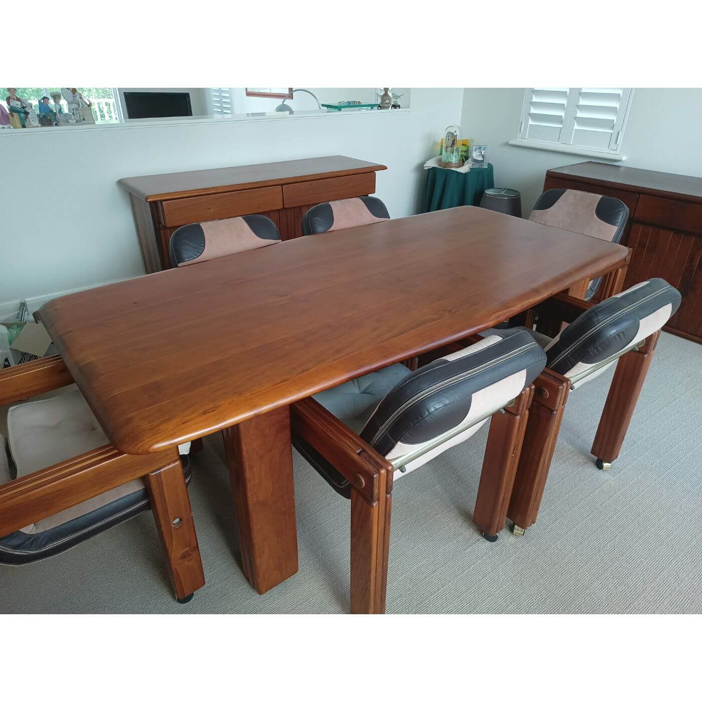 Vintage Post and Rail Dining Set