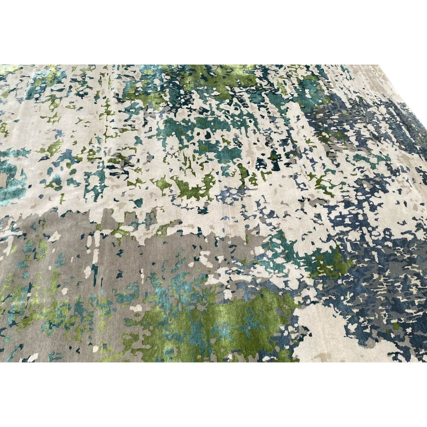 Two-Design-Lovers-Robyn-Cosgrove-Misty-A-Rug