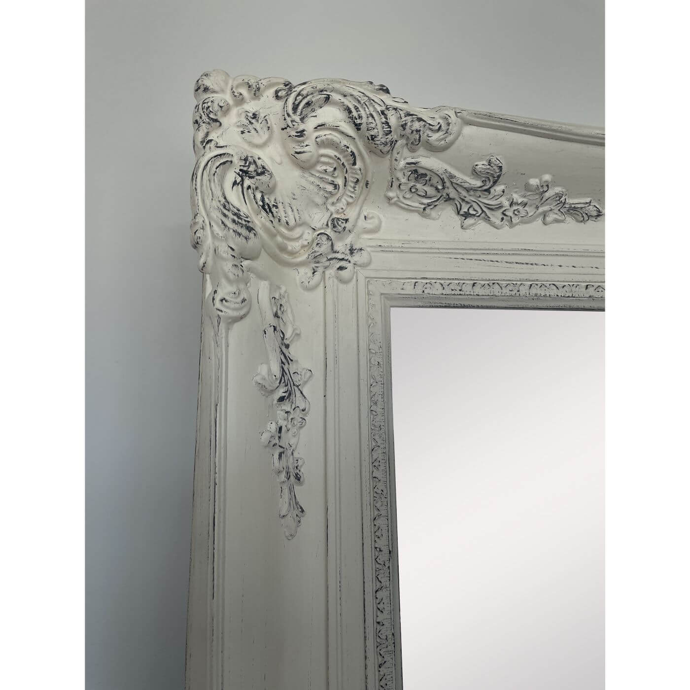 Two-Design-Lovers-Rococo Style Mirror