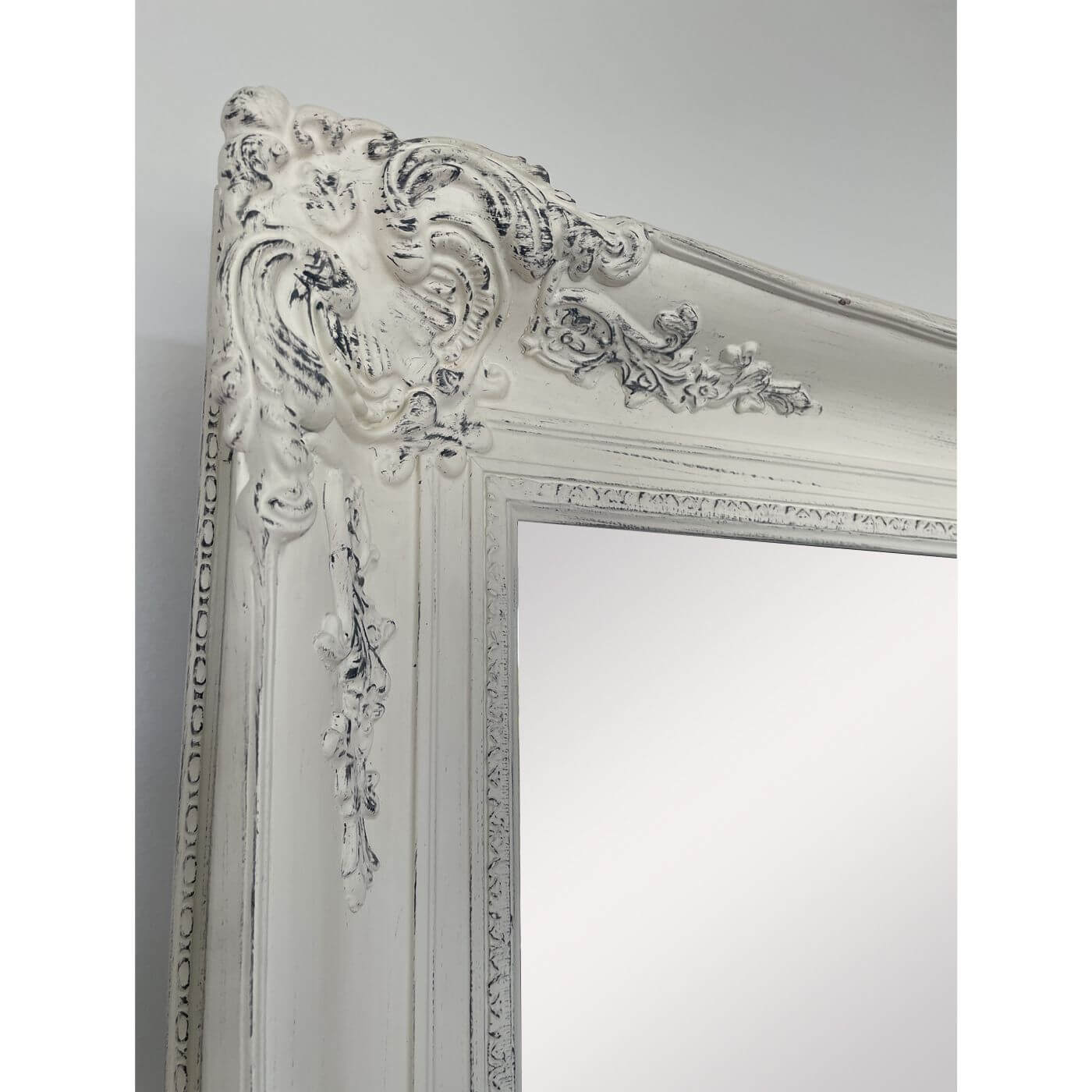 Two-Design-Lovers-Rococo Style Mirror