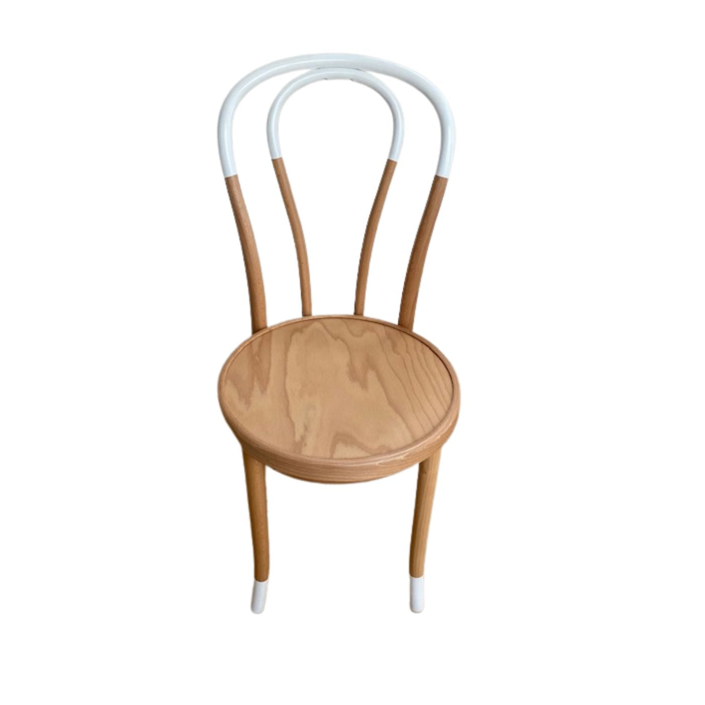 Two-Design-Lovers-Thonet-Bentwood No. 18