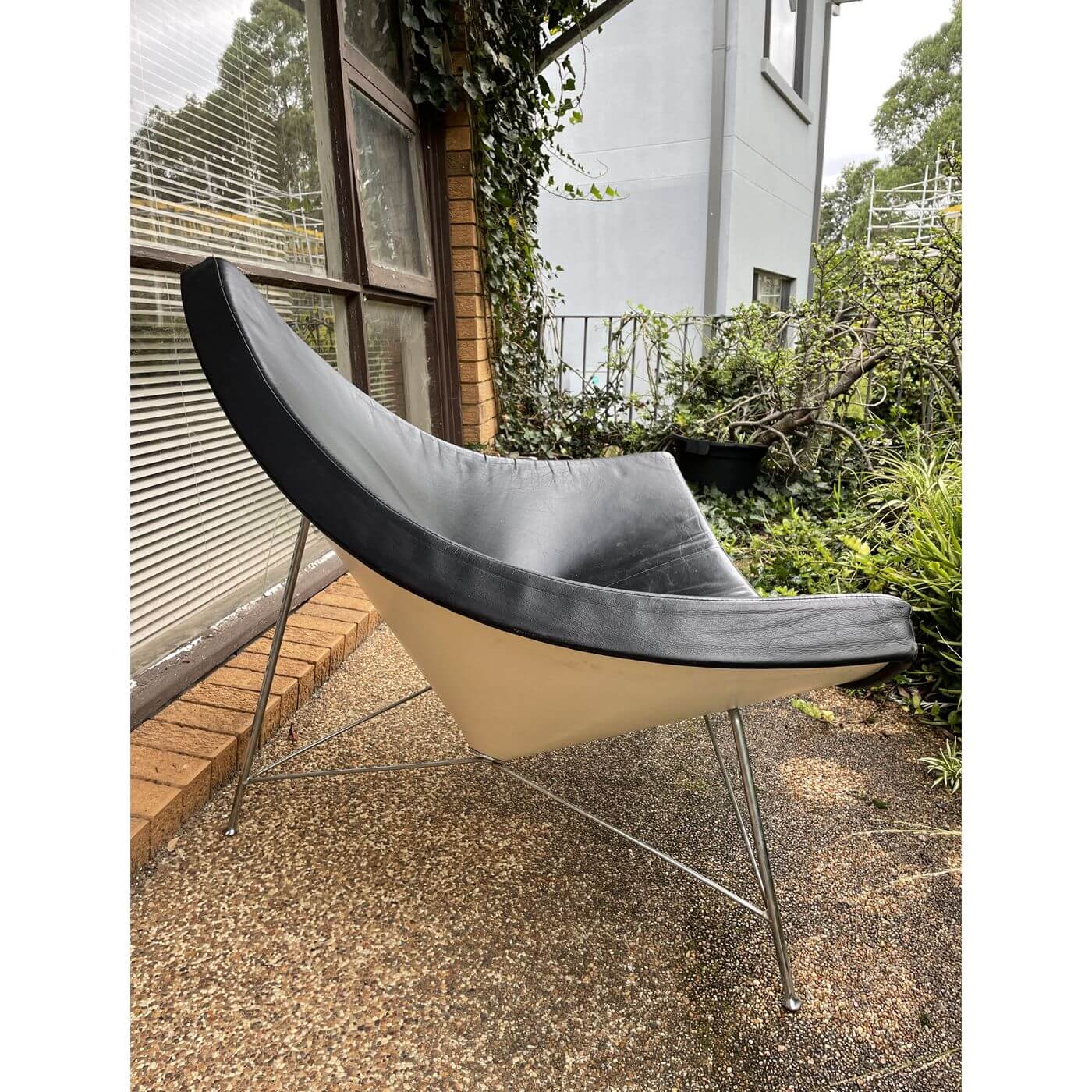 Vitra George Nelson Coconut Chair