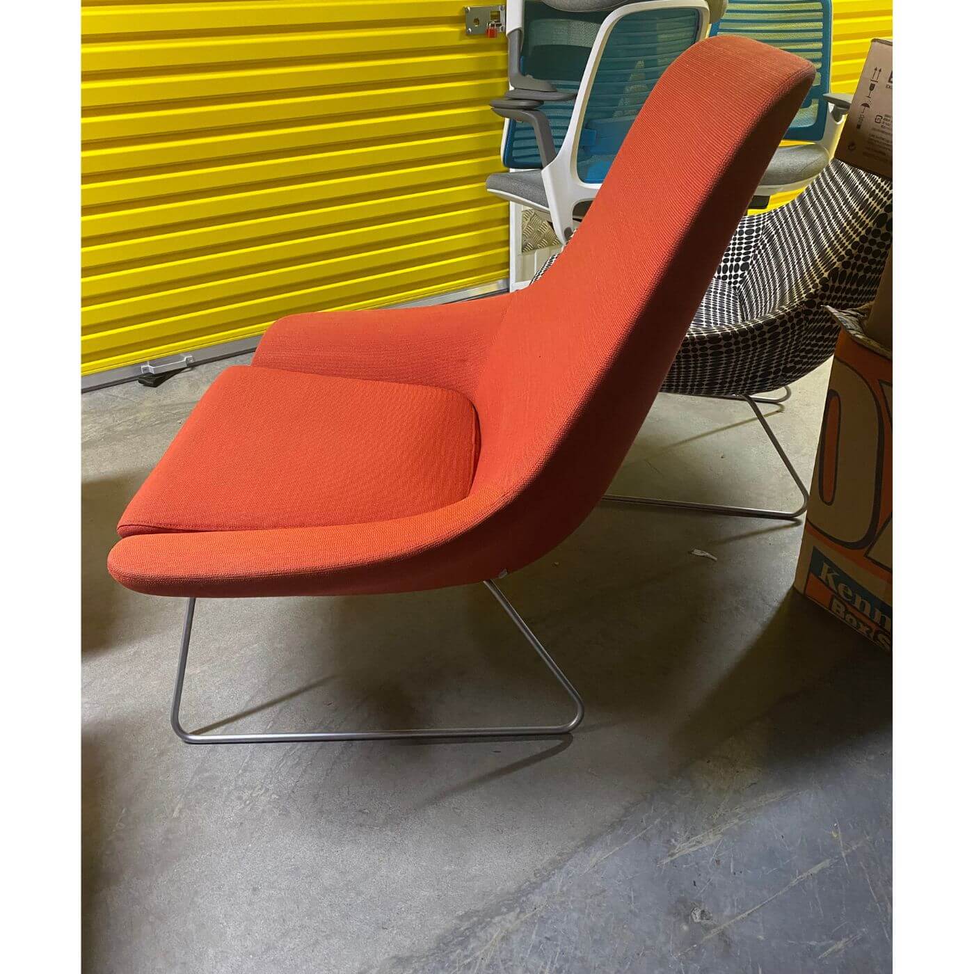 Two-Design-Lovers-Walter-Knoll-Flow-Chair