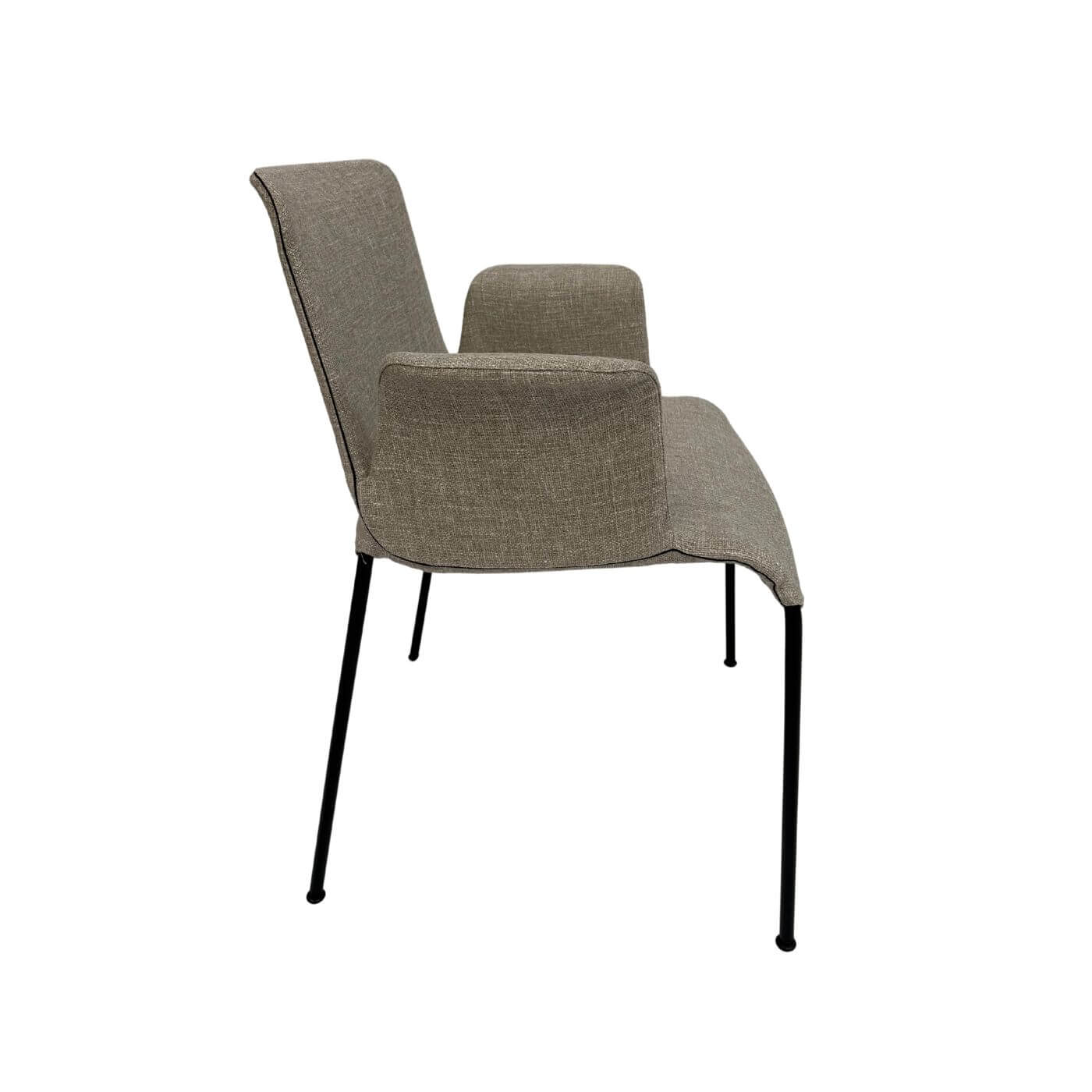 Two-Design-Lovers-Walter-Knoll-Liz-chair