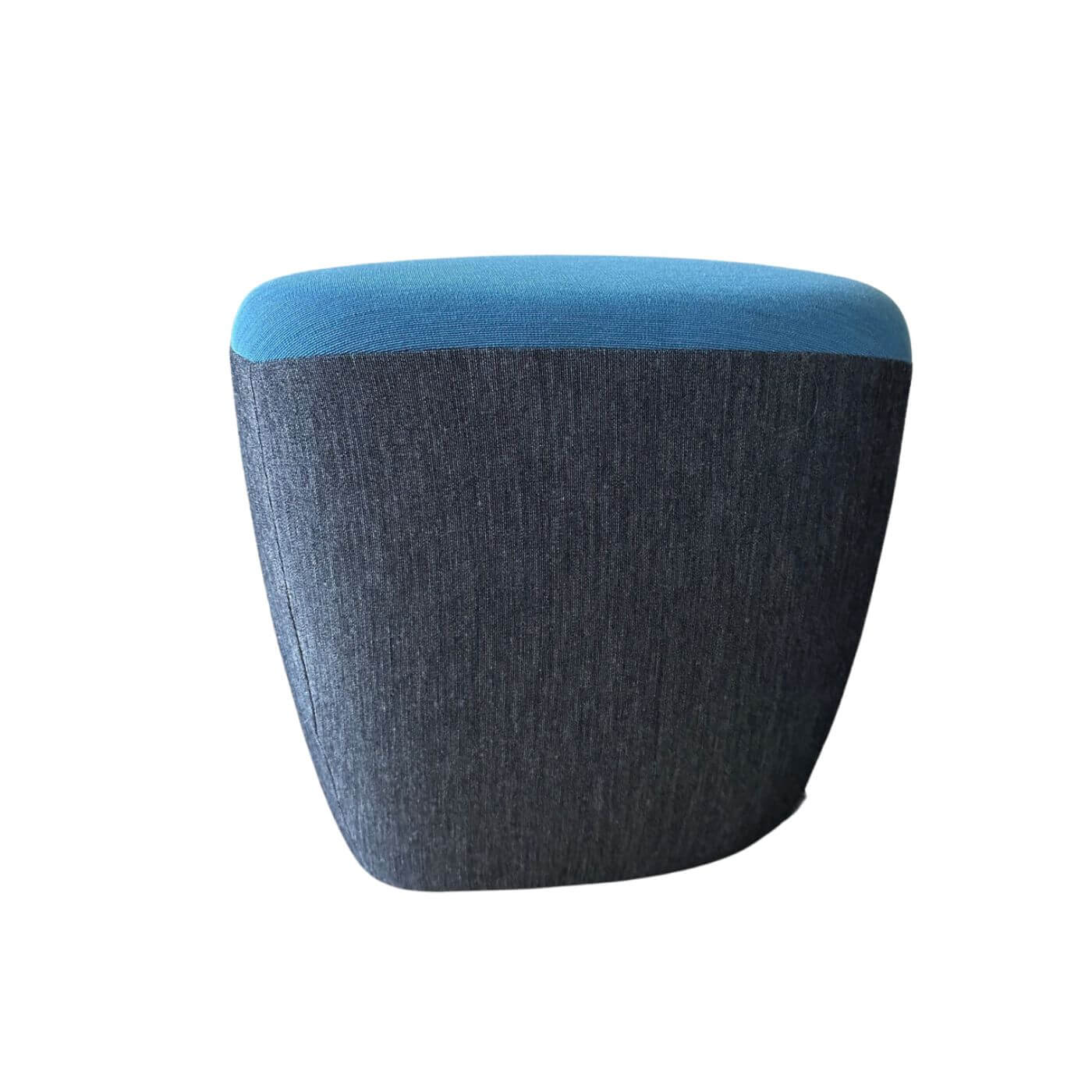 Two-Design-Lovers-Walter-Knoll-Seating-Stones-Pouf