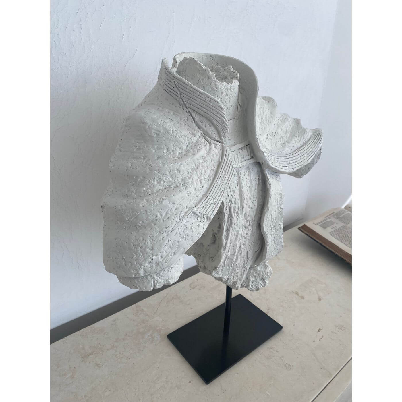 Two-Design-Lovers-White-Bust-Sculpture (