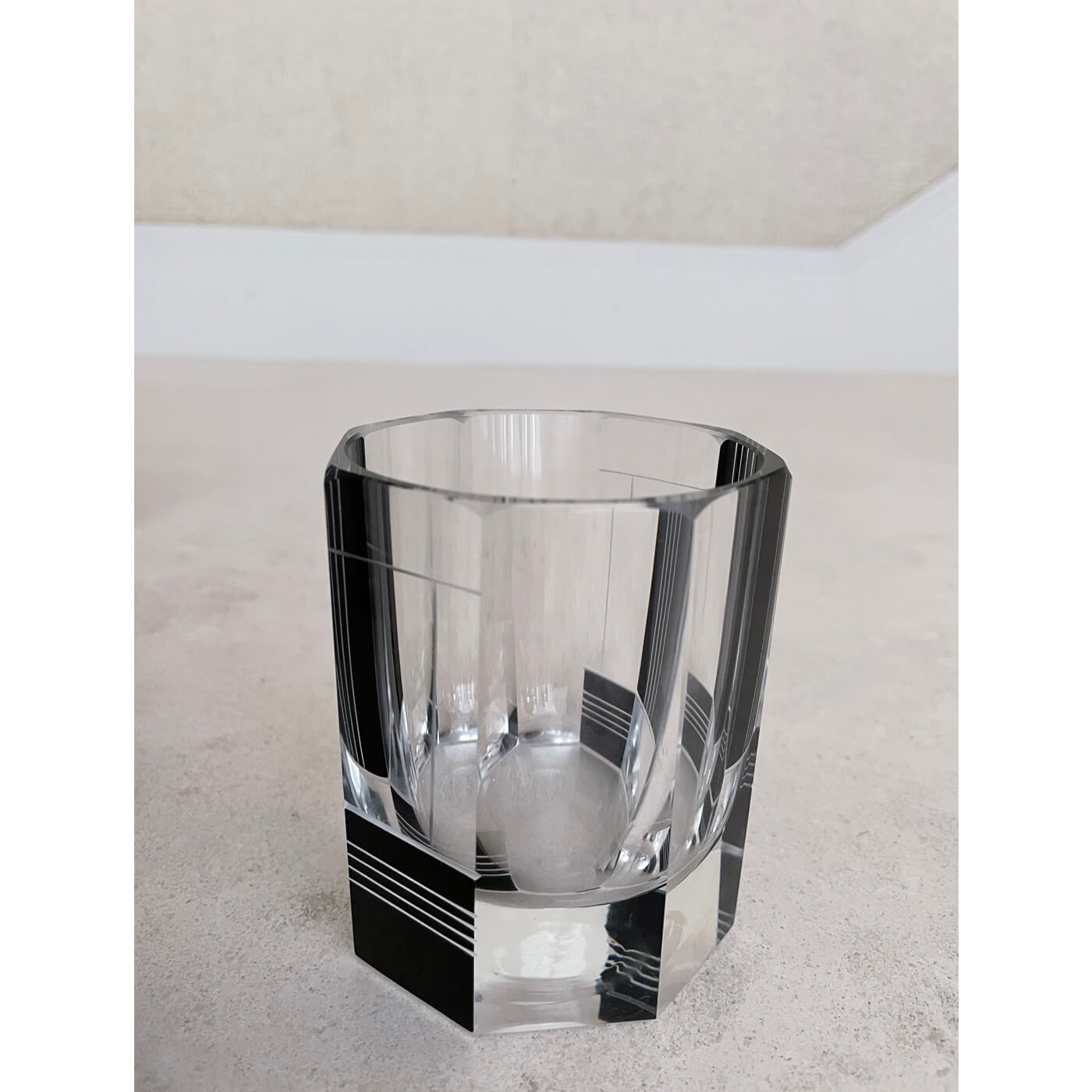 Art deco carafe and 6 glasses