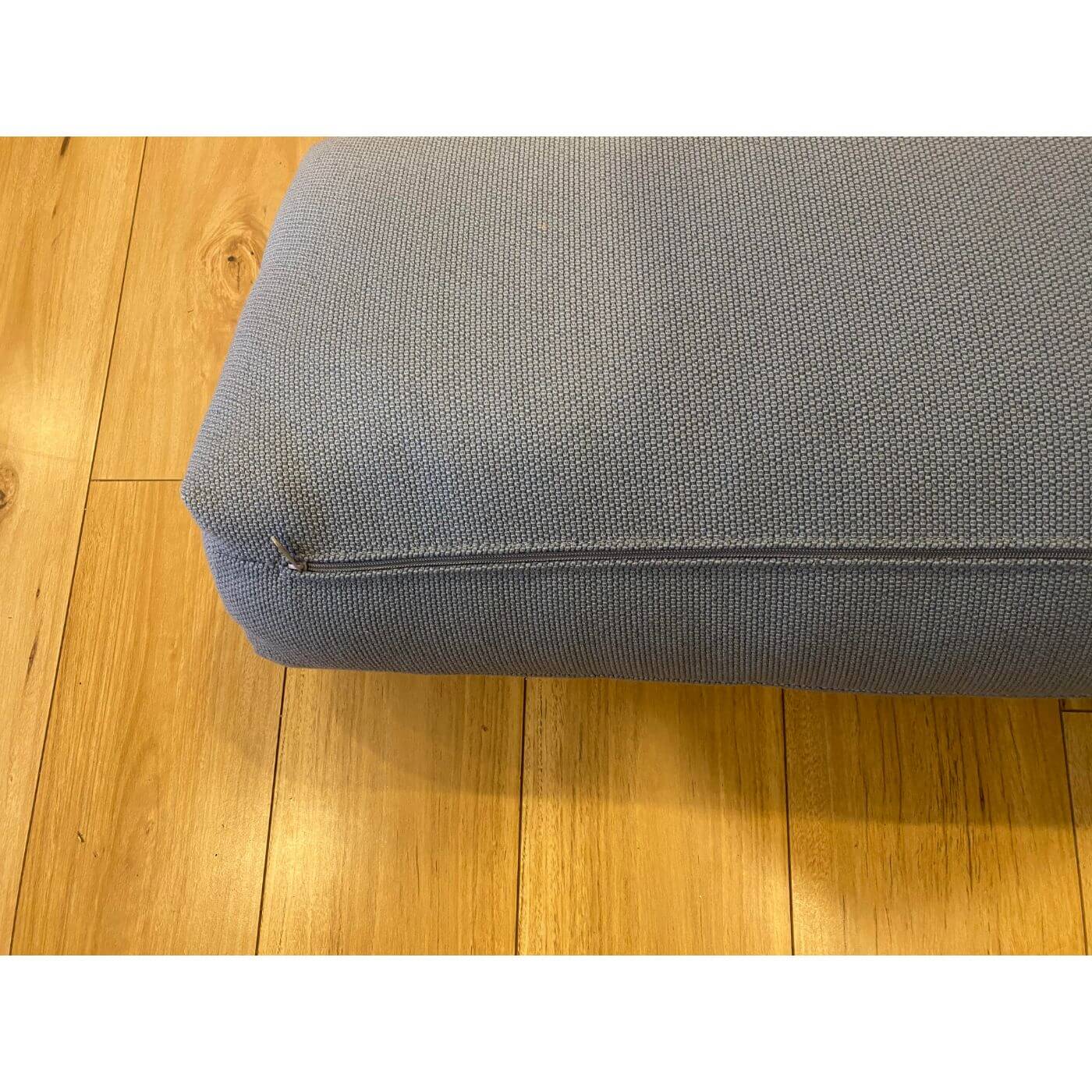 SP01 Metrica Max Sofa