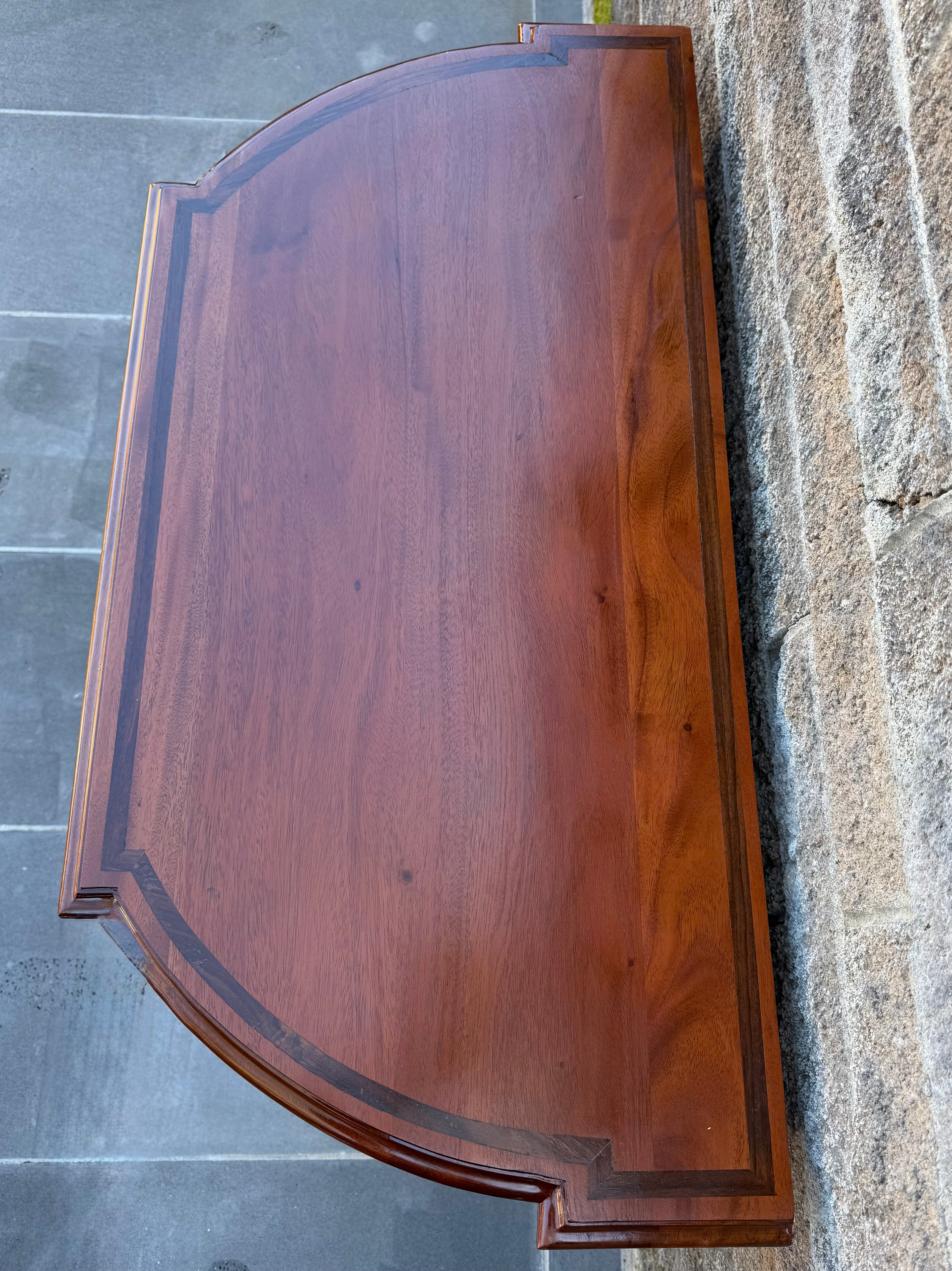 Antique Mahogany Console Table – Elegant Carved Detail