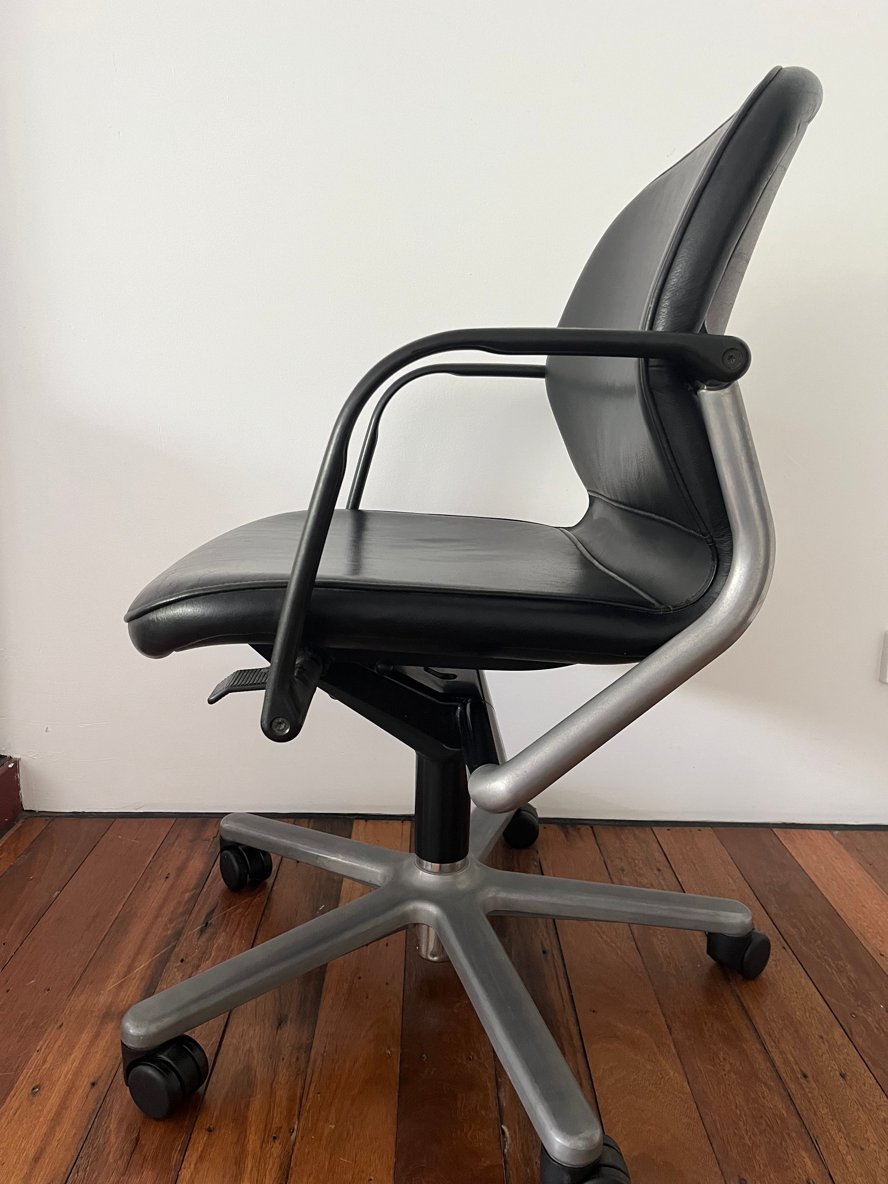 Wilkhahn FS-Line task swivel chair