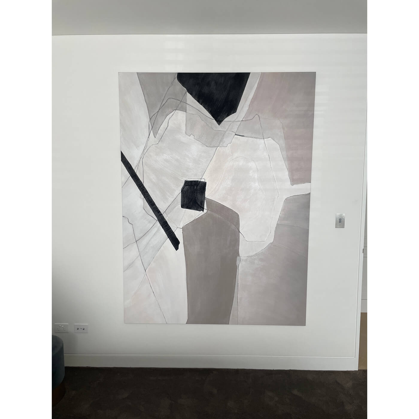 two-design-lovers-Contemporary black and white painting