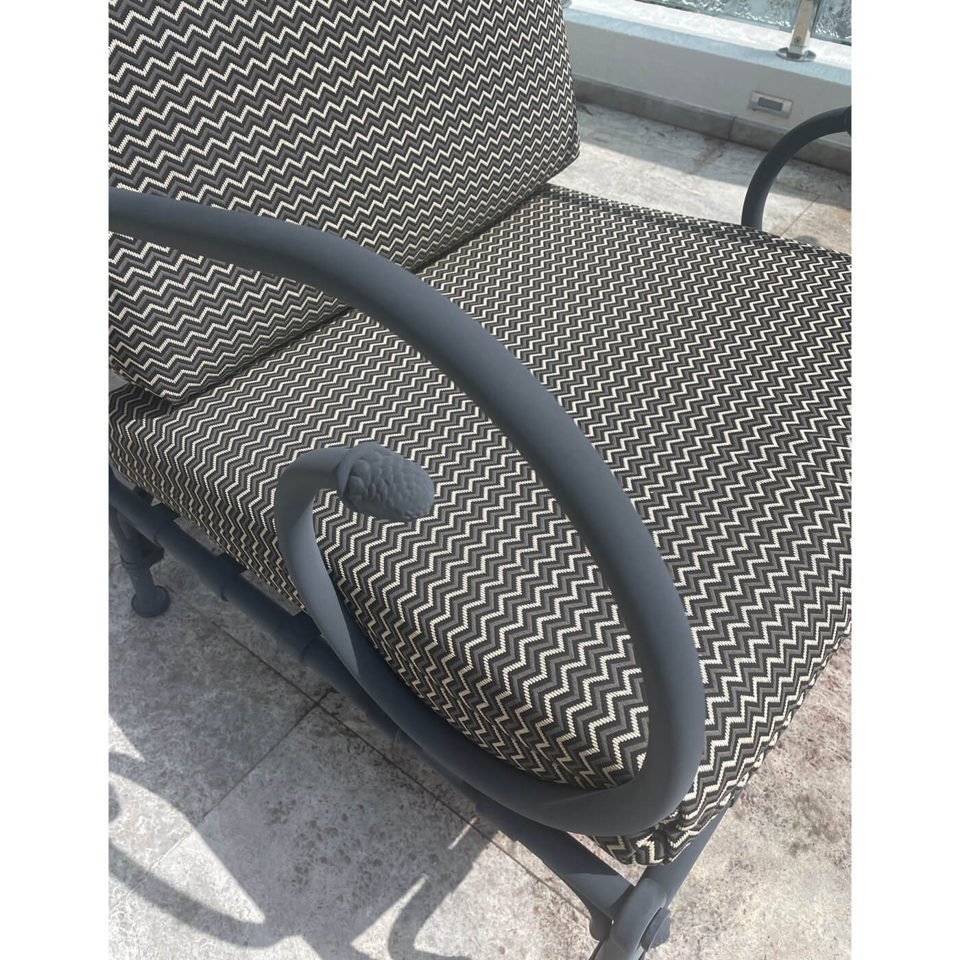 Sifas Kross Outdoor Lounge Chair