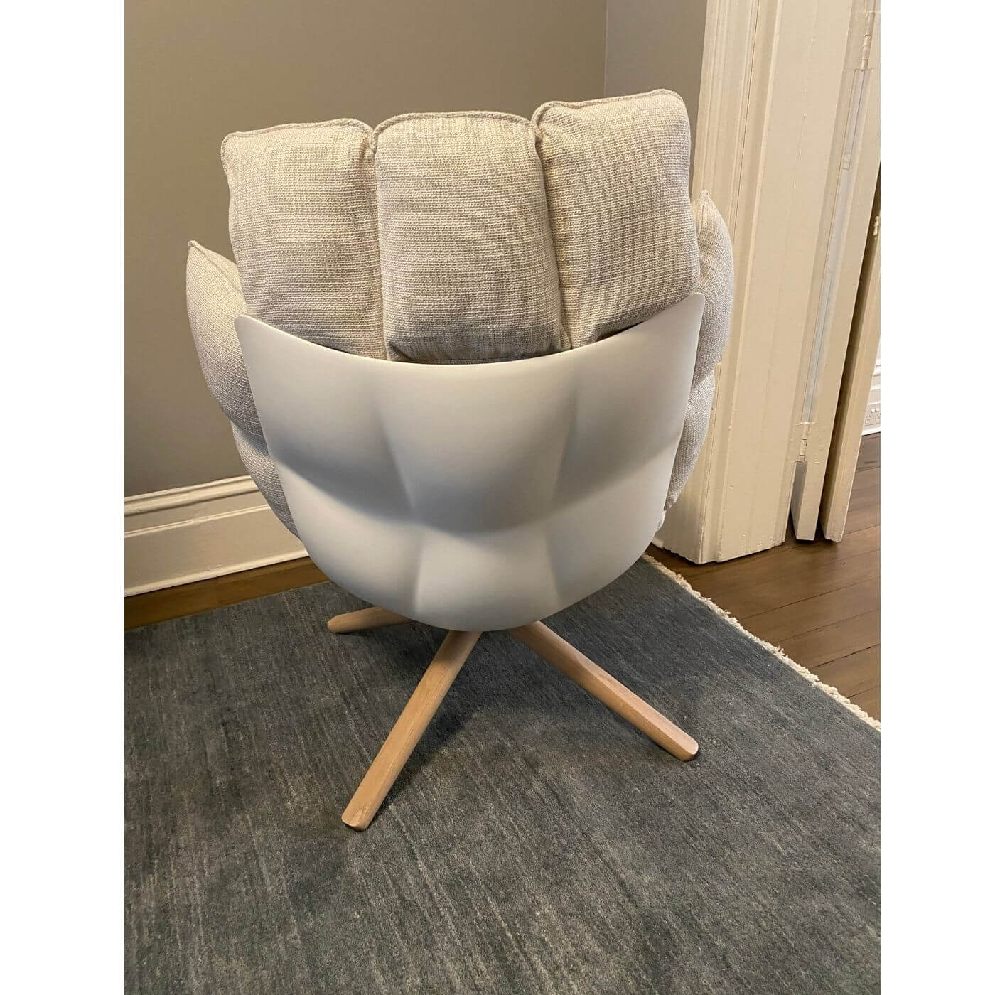 B&B Italia Husk chair