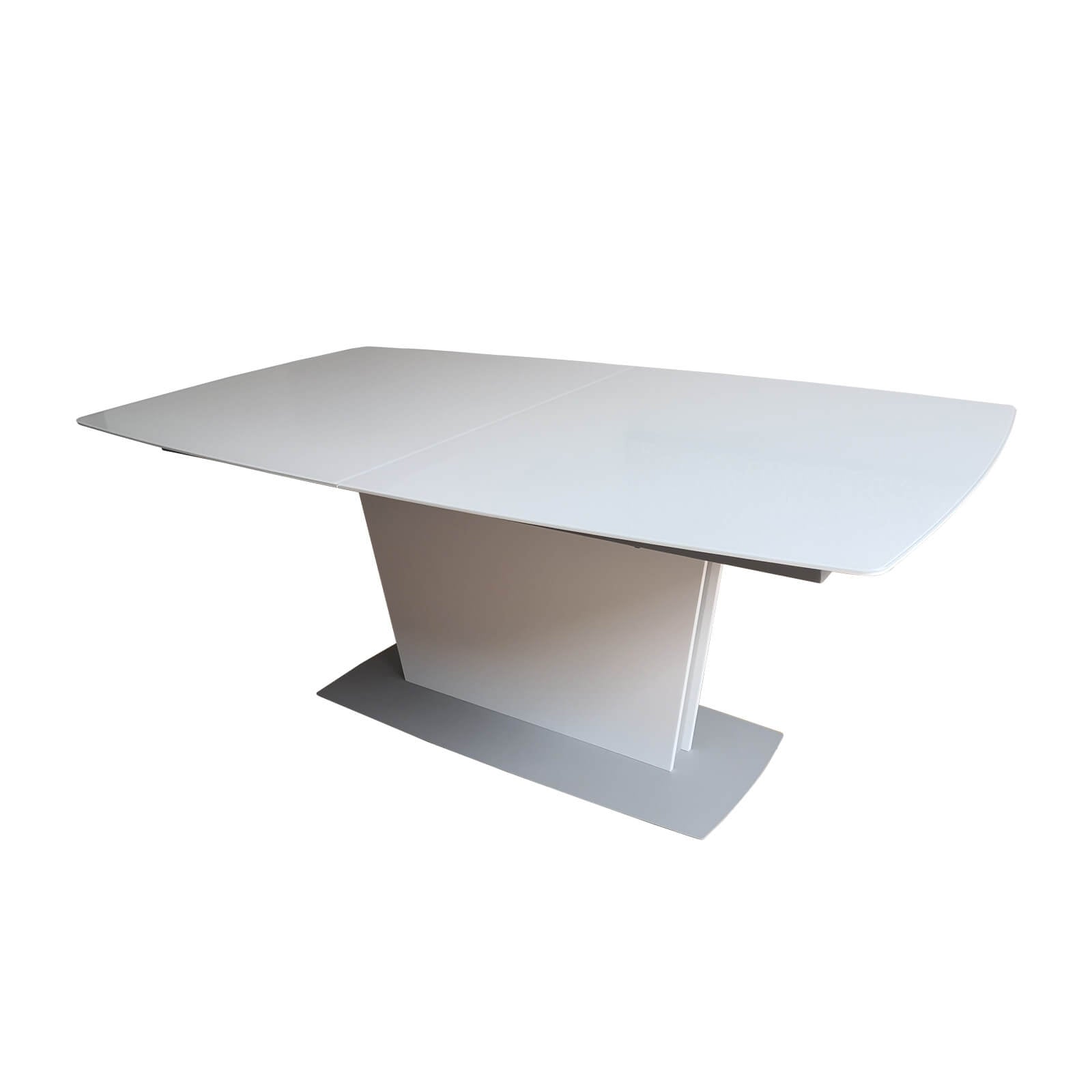 Bo Concept Milano dining table