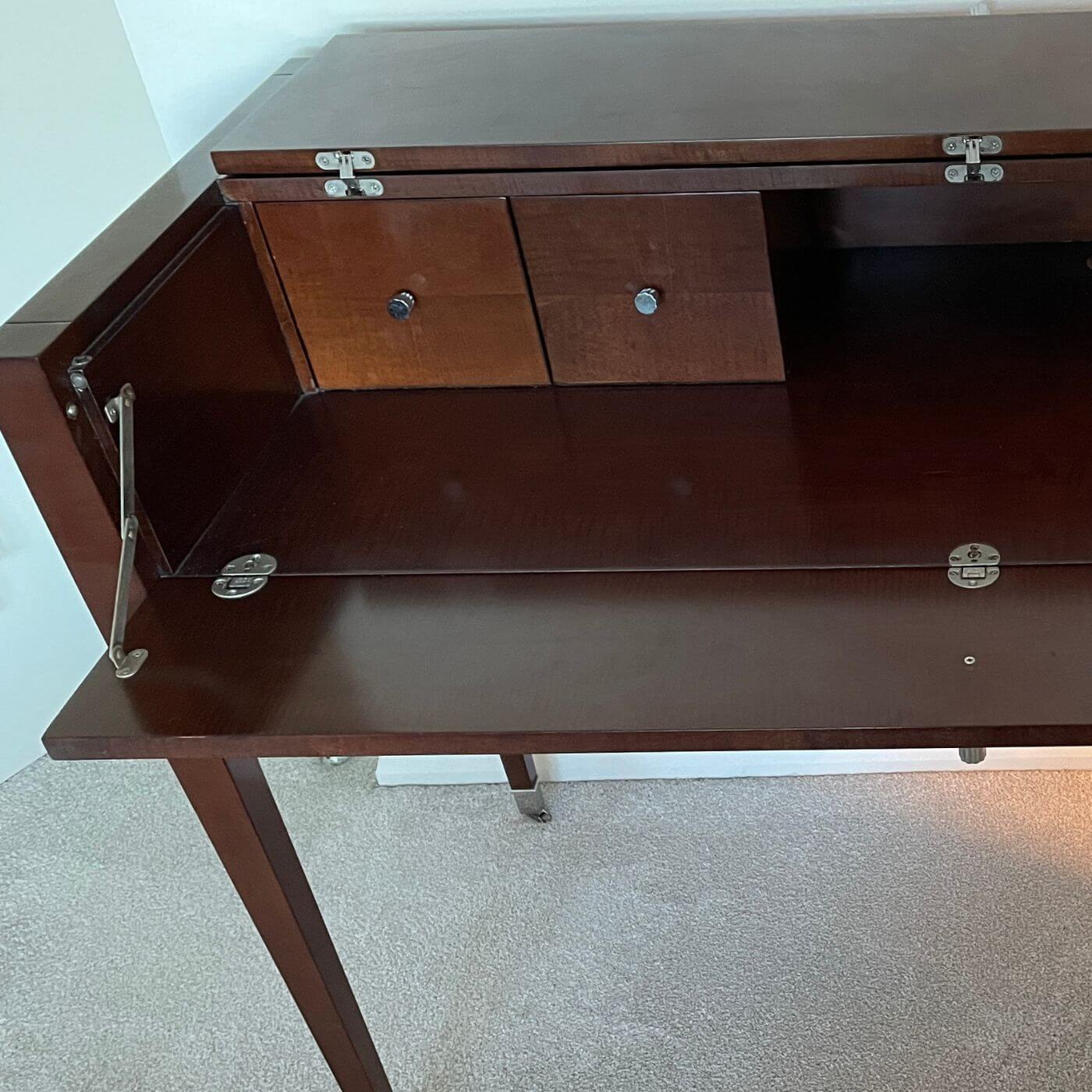 Bolier & Co Rosenau desk