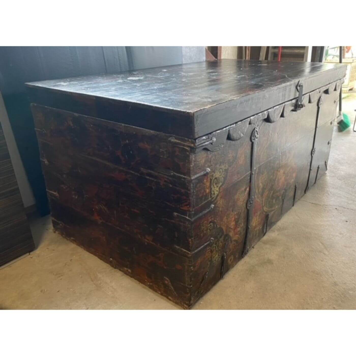 Chinese storage chest