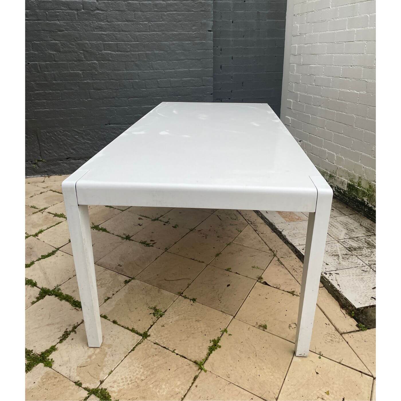 Cosh Living Tribu Mirthe outdoor table white