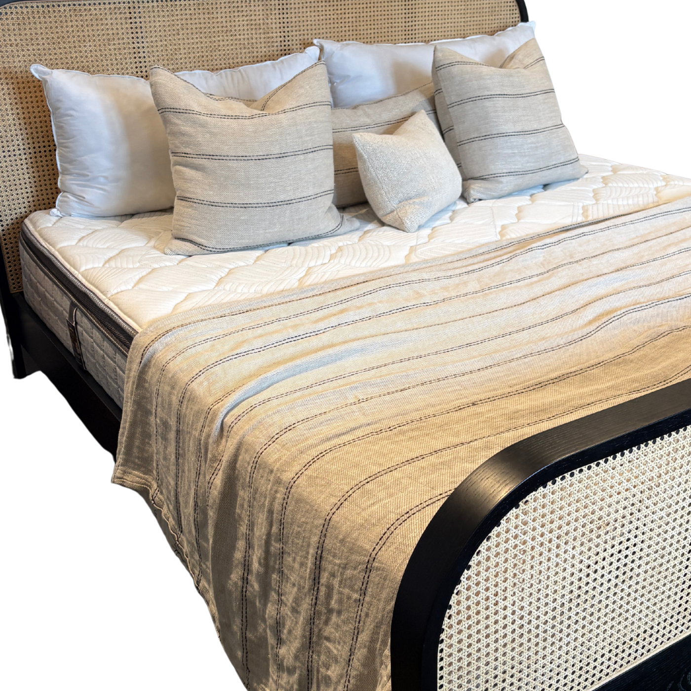 Cultiver Goods Mira Linen Cushions and Throw
