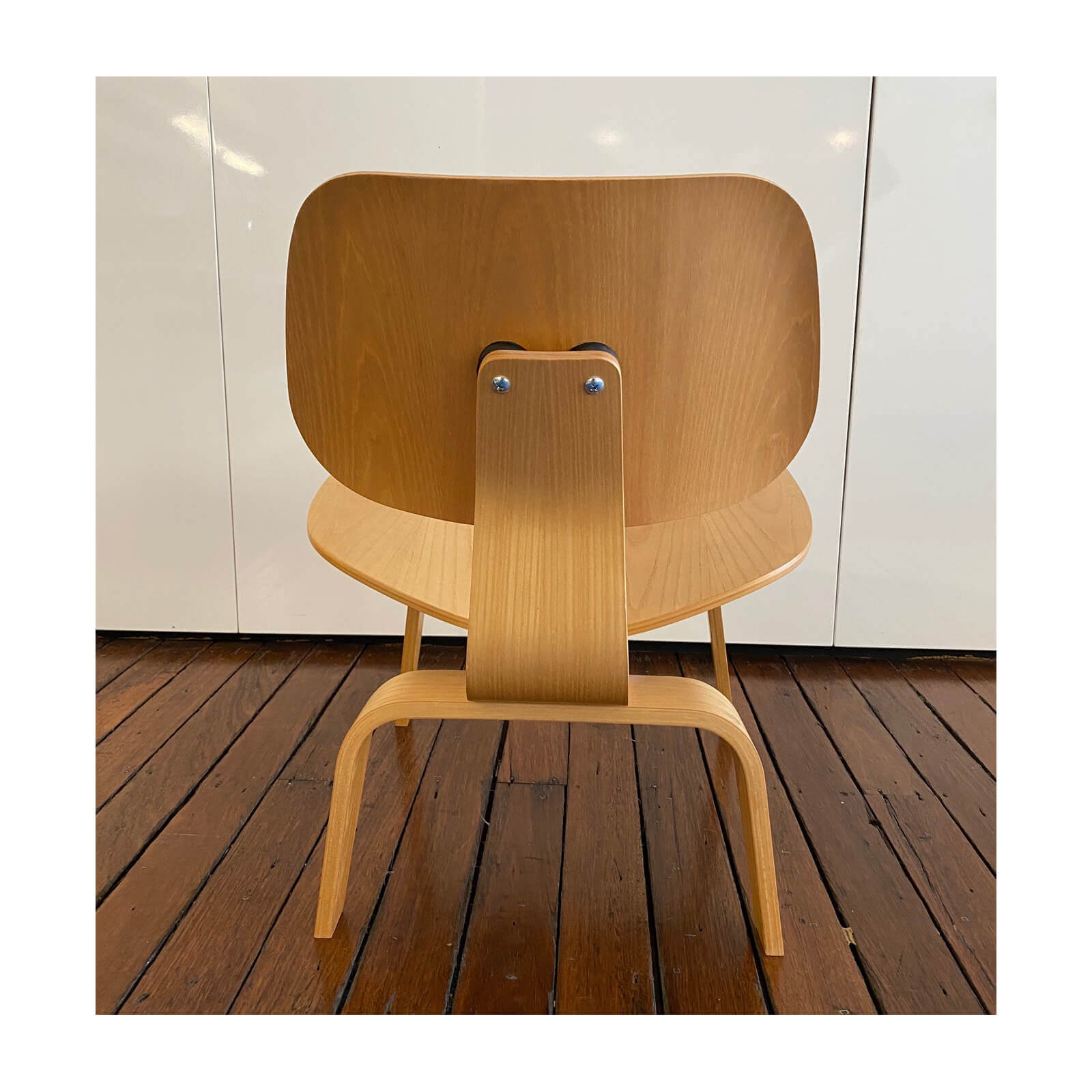 Eames LCW chair (12 available)