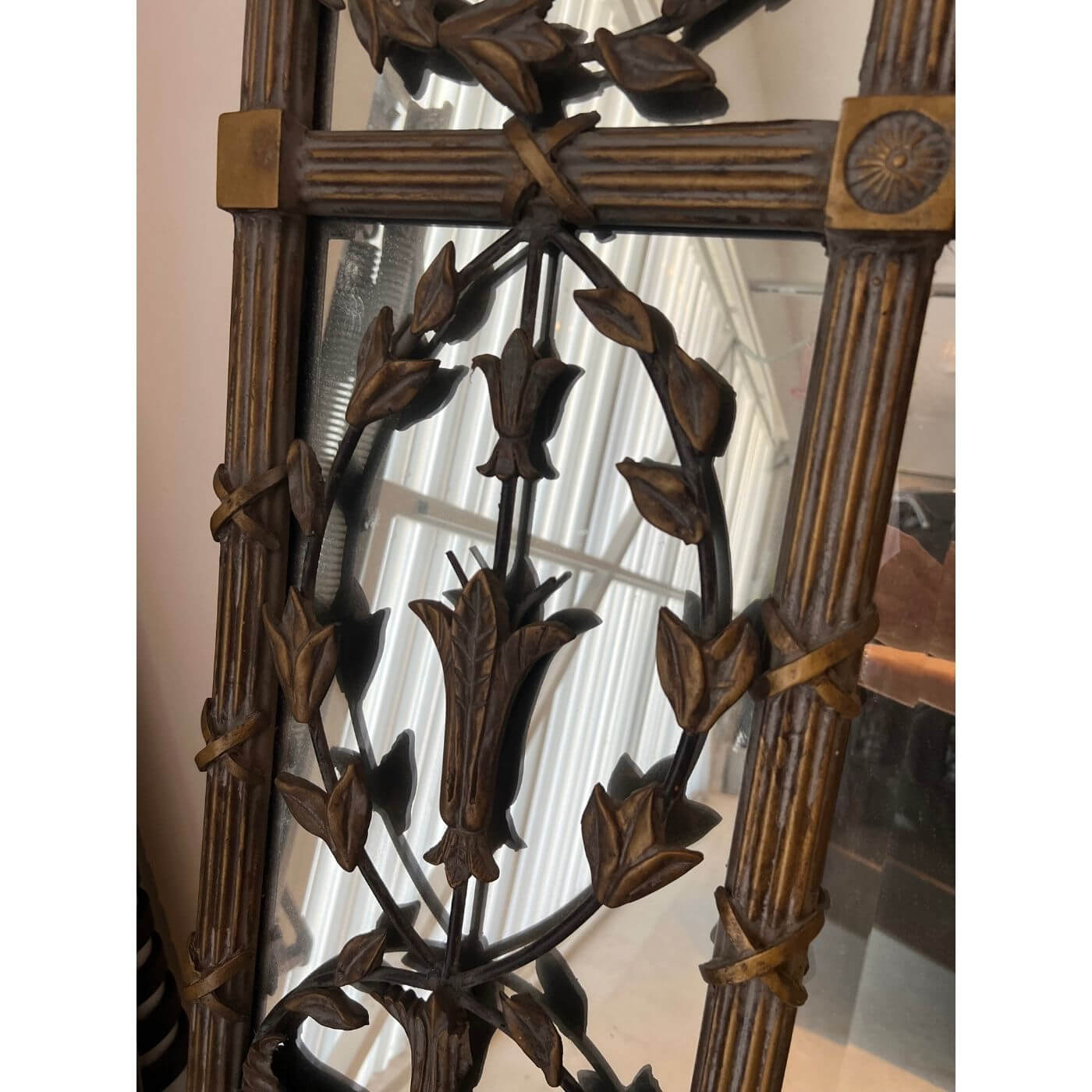 Fleur Petal Iron Mirror