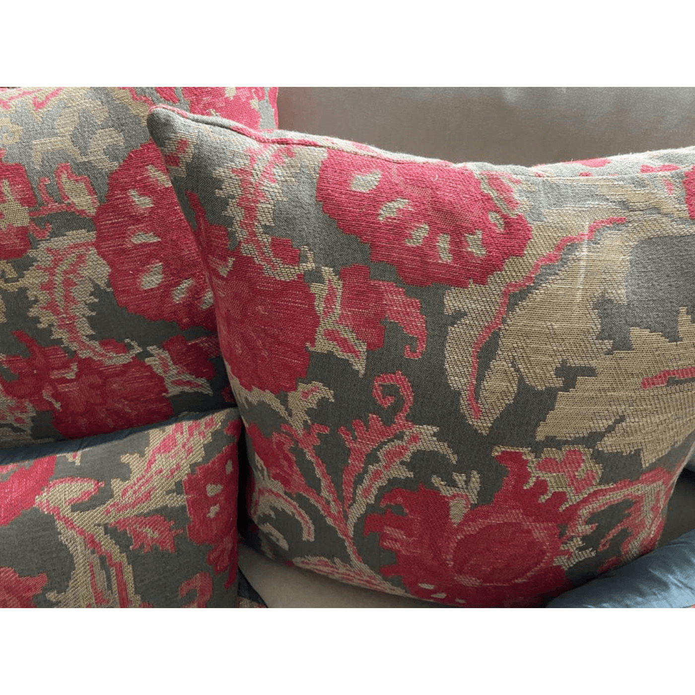 Floral cushions