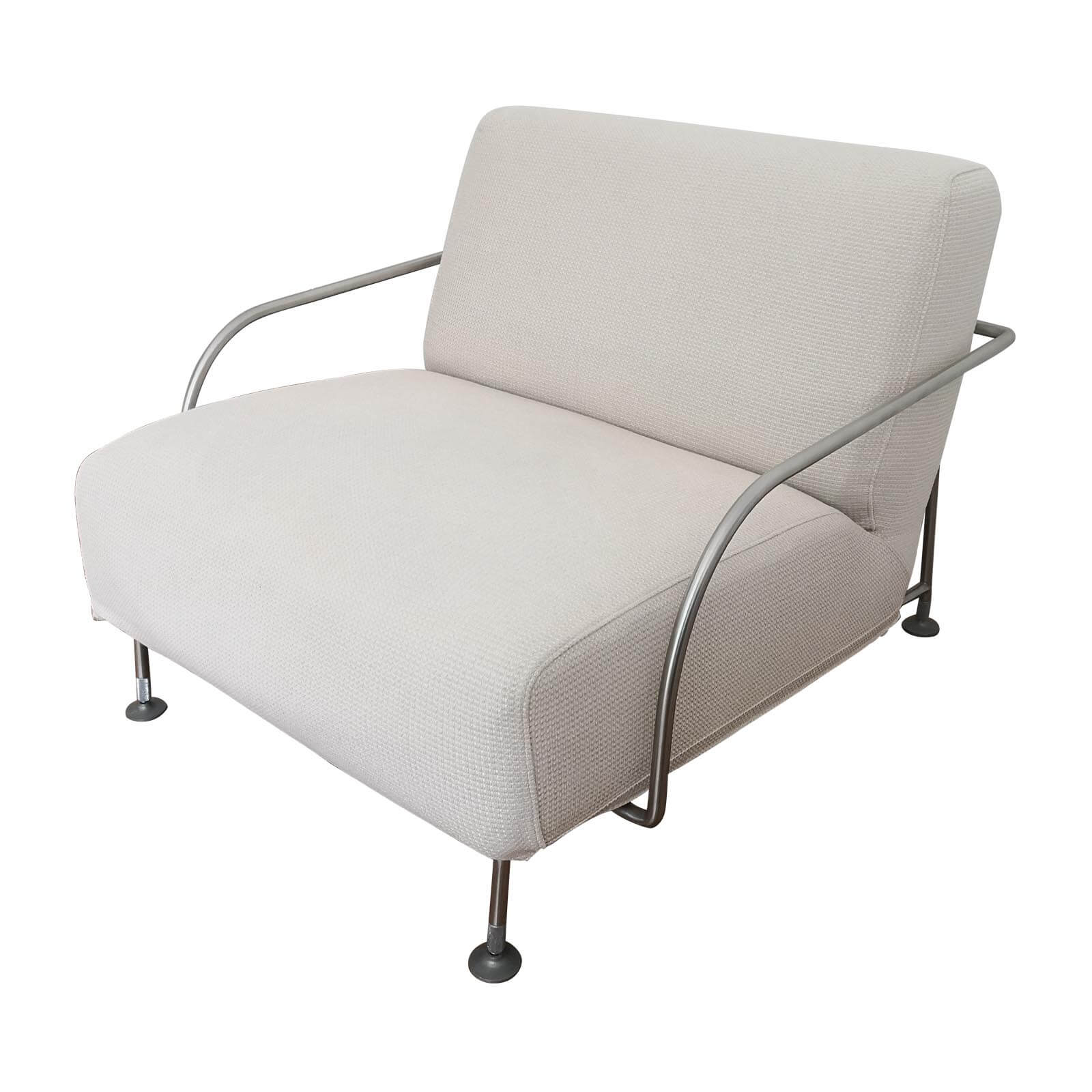 Frighetto armchairs in cream fabric