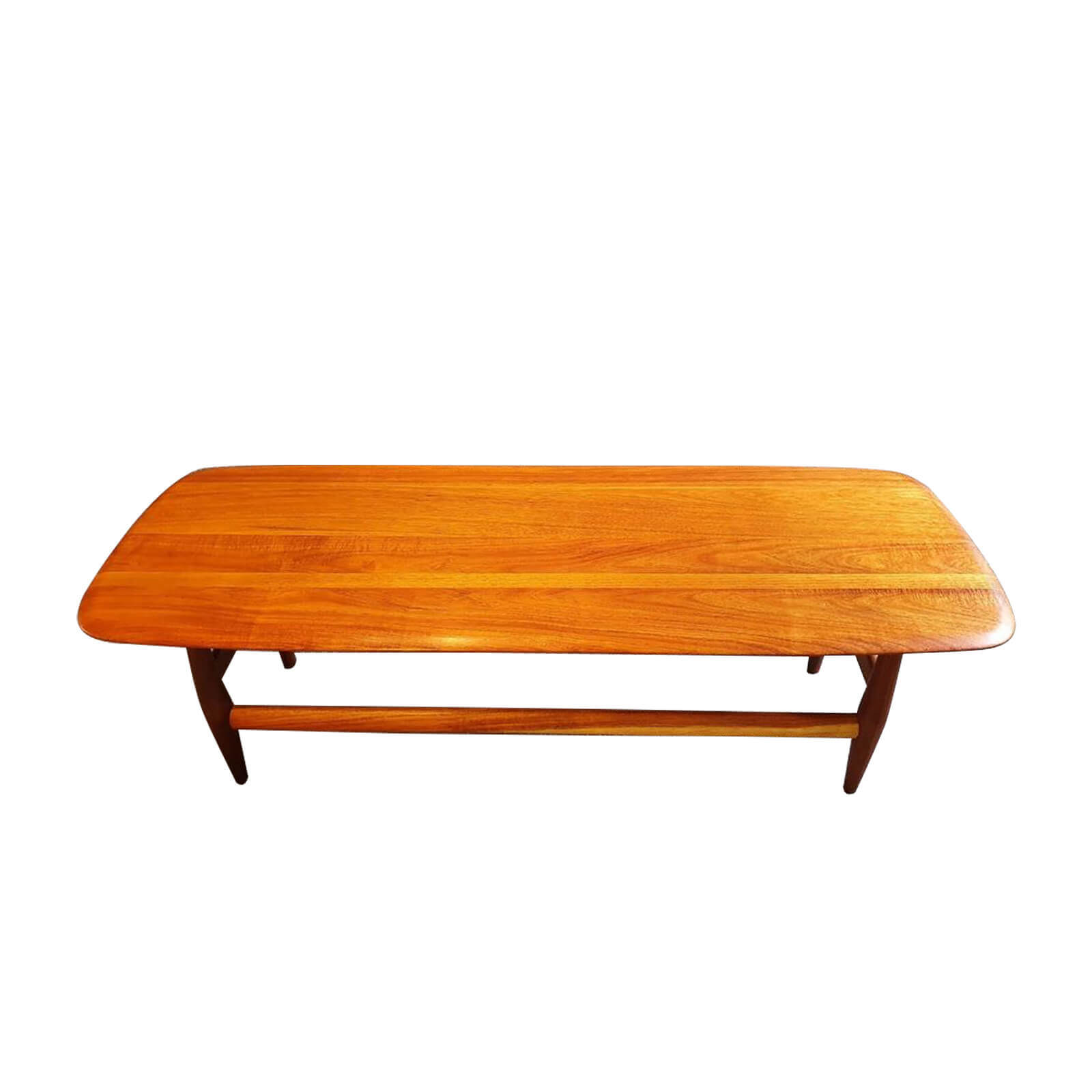 Two Design Lovers Carousel midcentury frisco coffee table