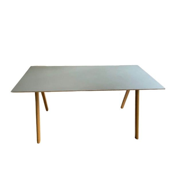 two-design-lovers-hay-