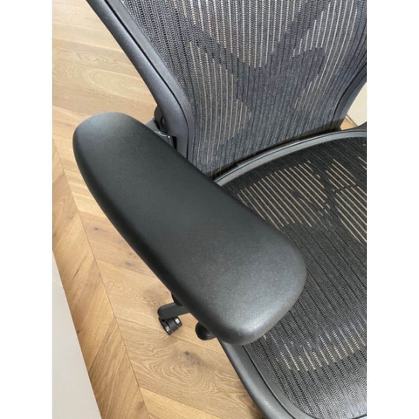 Herman Miller Aeron chair