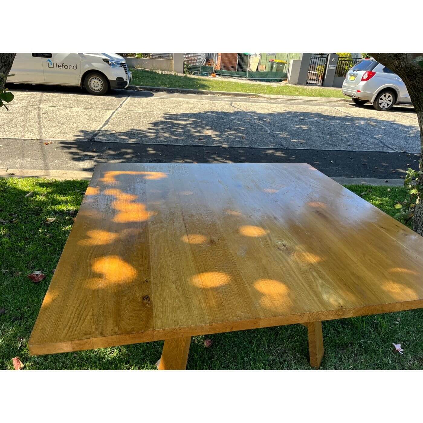 Jardan Flynn dining table