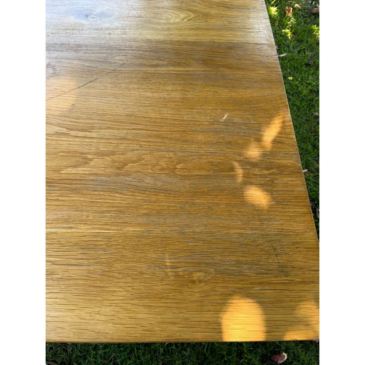 Jardan Flynn dining table