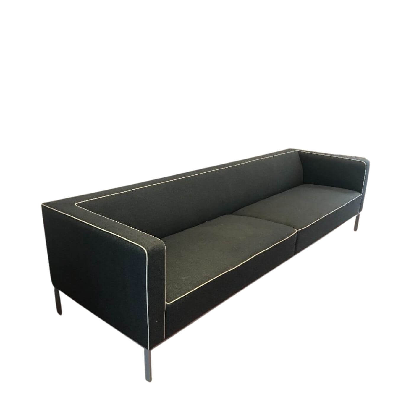 Jardan Uki sofa