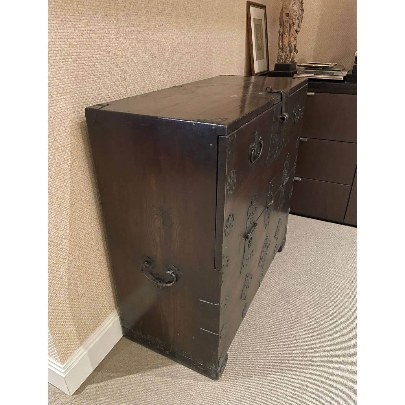 Korean upright storage chest