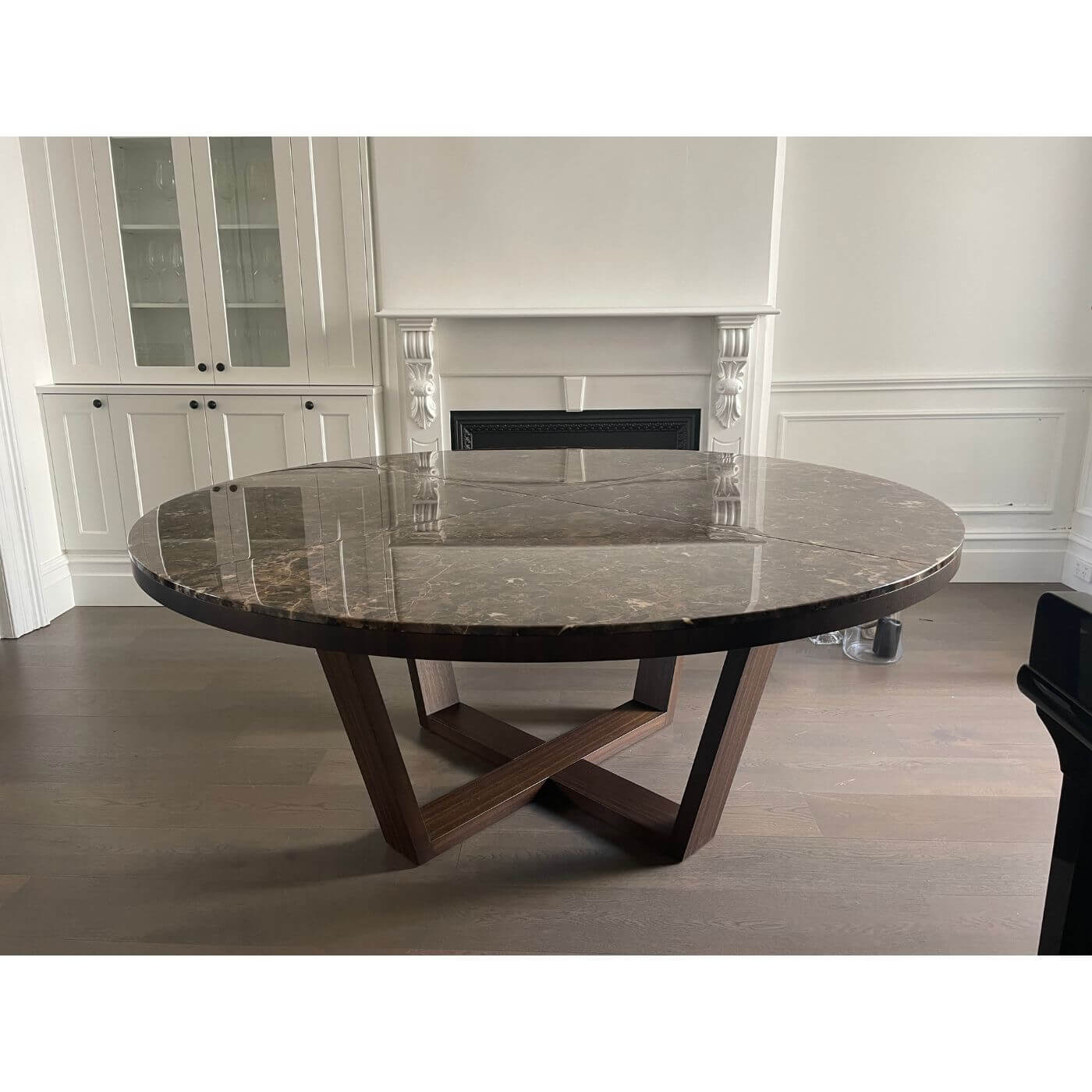 Maxalto Xilos Marble Dining Table