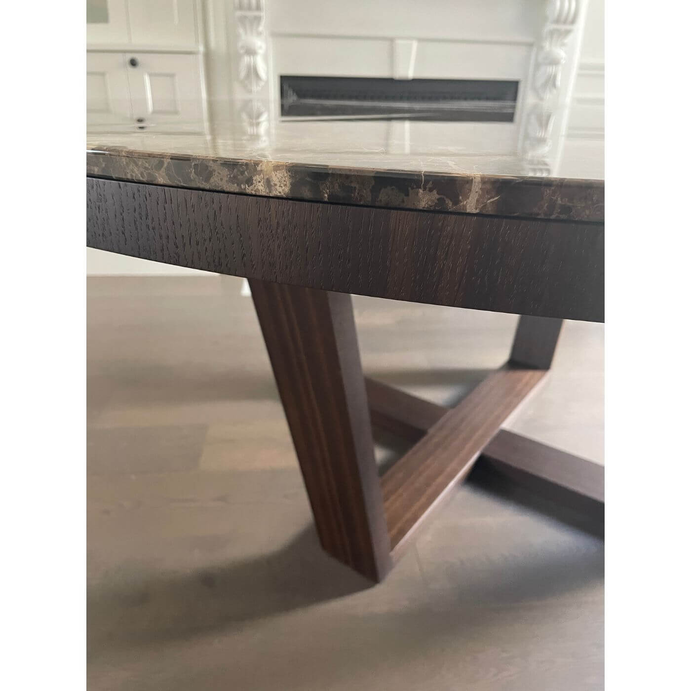 Maxalto Xilos Marble Dining Table