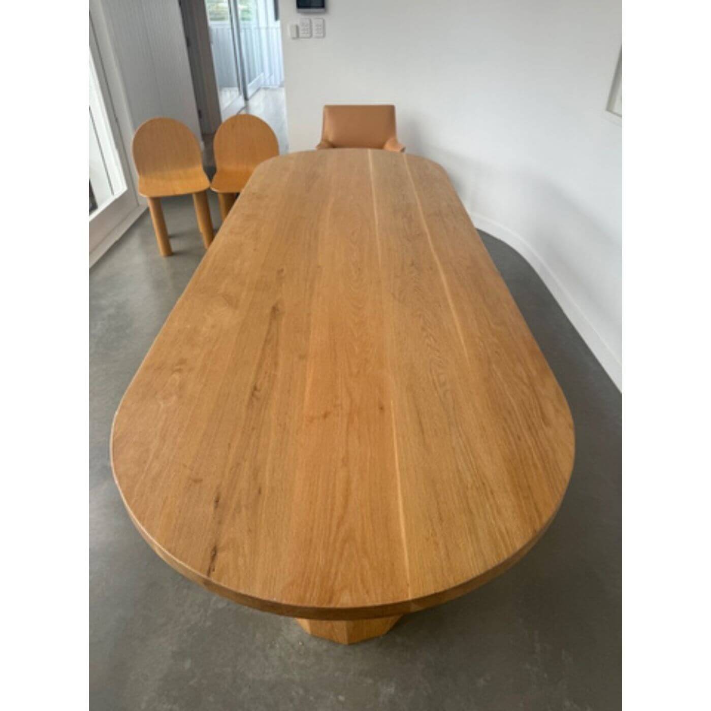 Mr & Mrs White Double Barrel Dining Table