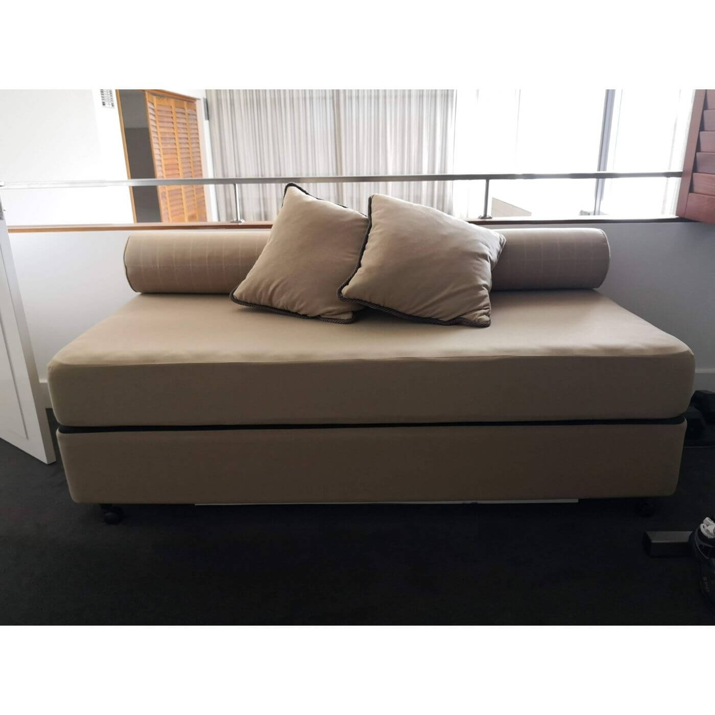 Single sofa bed