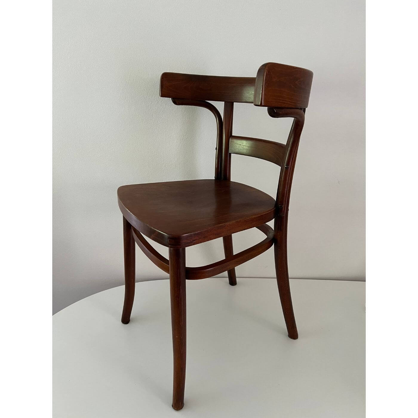 Vintage Thonet Mundus Bentwood Chairs x 7