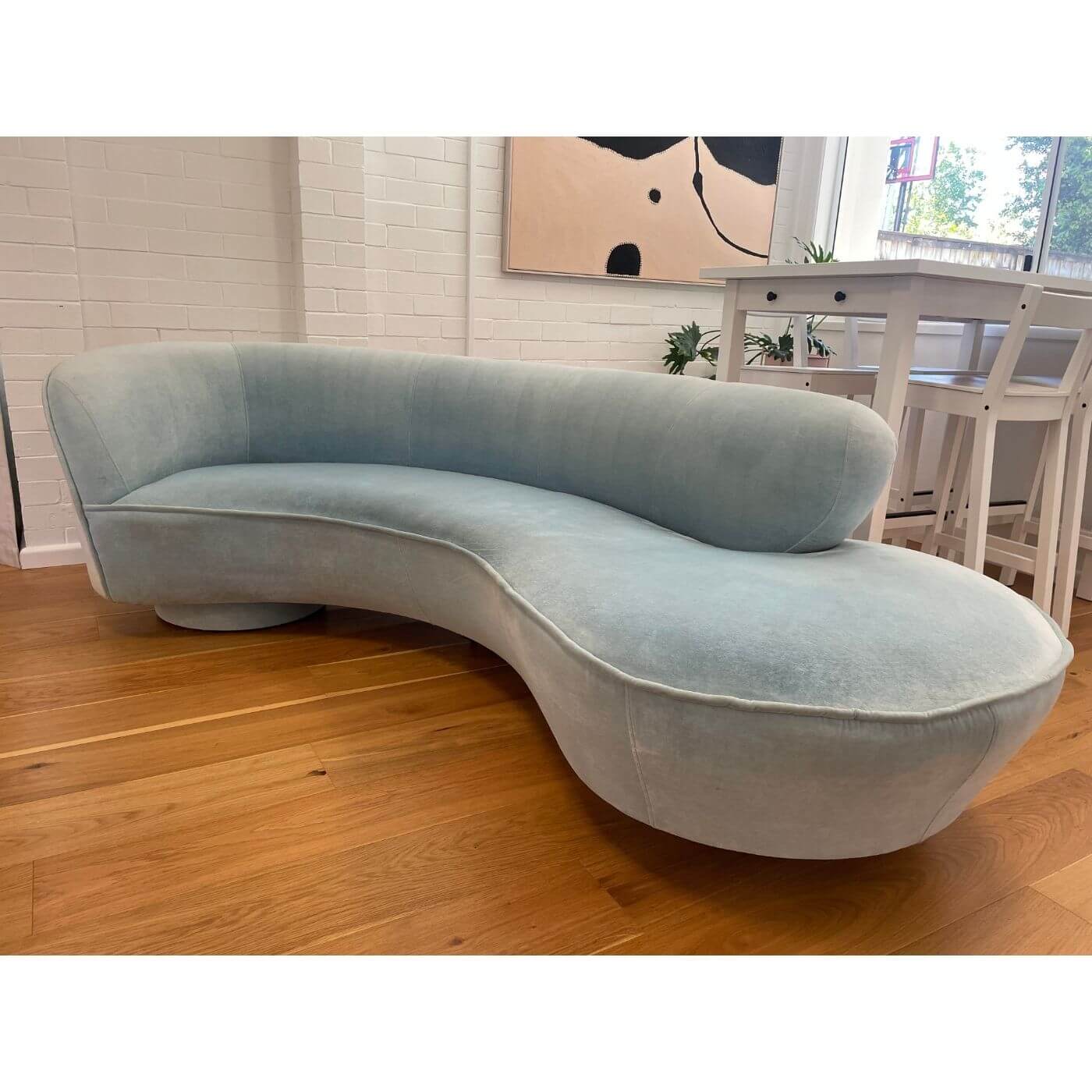 Vladimir Kagan Serpentine sofa