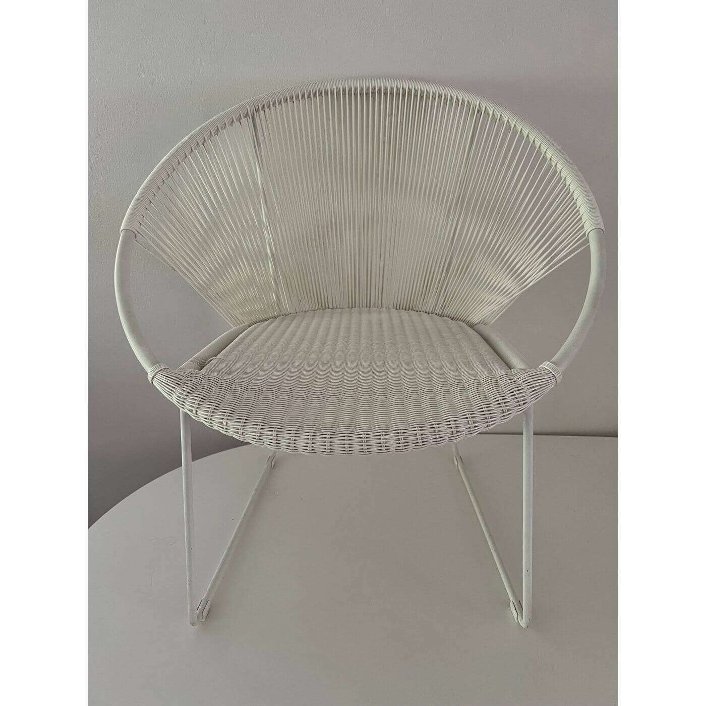 Woven Plus white outdoor chairs