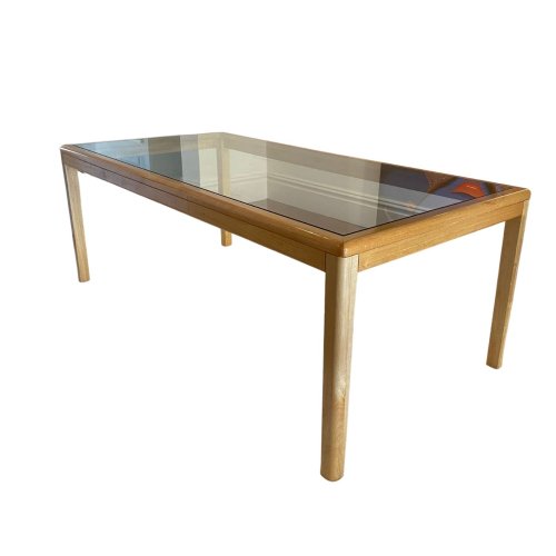 Two-Design-Lovers-BespokeGlass-and-timber-dining-table